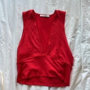 Aritzia Wilfred deep v neck crop top